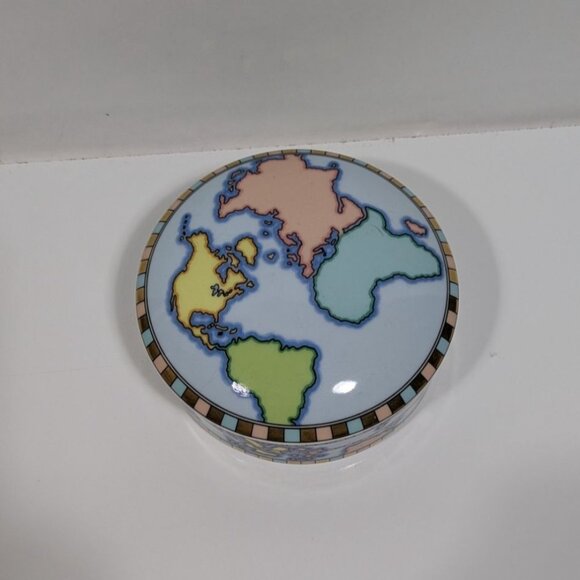 Tiffany Company Globe Trinket Box With Gold Trim - Picture 6 of 12